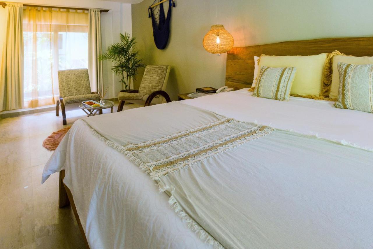 Ana Y Jose Hotel & Beach Club Тулум Екстериор снимка